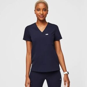 Figs Catarina One-Pocket Scrub Top In Navy Women's L